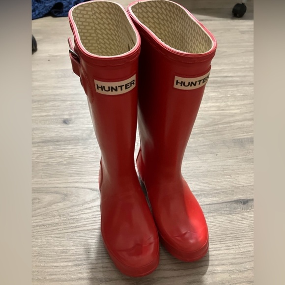 Hunter Other - Hunter Wellies Red Rain Boots Kids Size 1M /2F